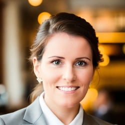Kelly Evans Headshot 2024 - Market like a CMO - 600x Kelly Evans Headshot 2024 - Market like a CMO - 600x